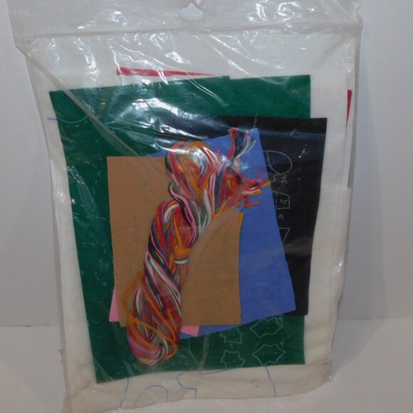 VTG 1990 Bucilla Christmas Snowman & Children 18" Felt Stocking Kit NEW 82610 - Picture 7 of 7